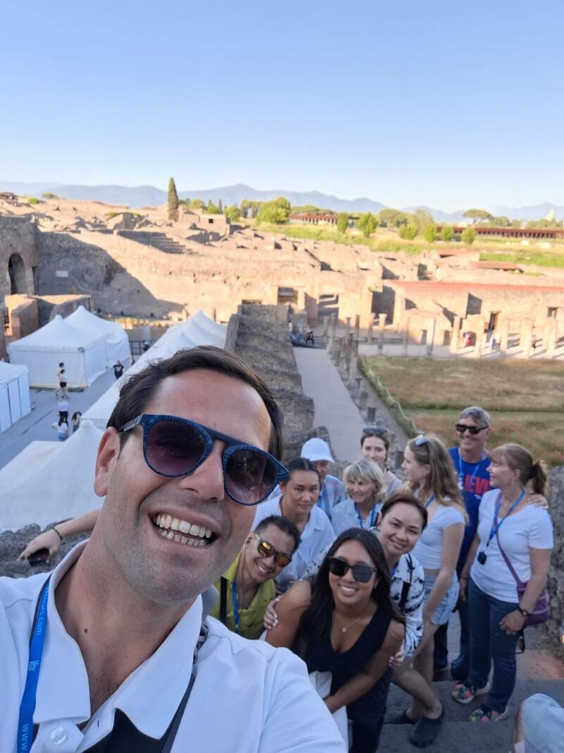 Pompeii Guide Contact information