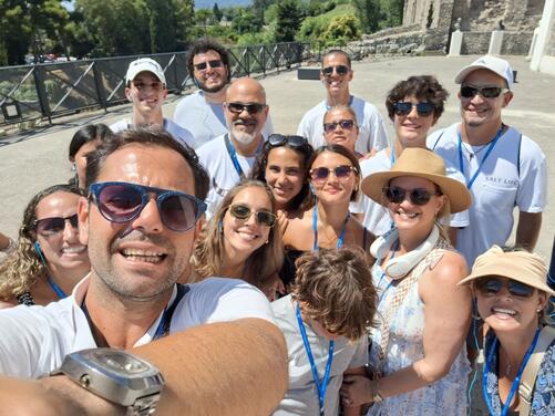 Pompeii Guide Contact information-7