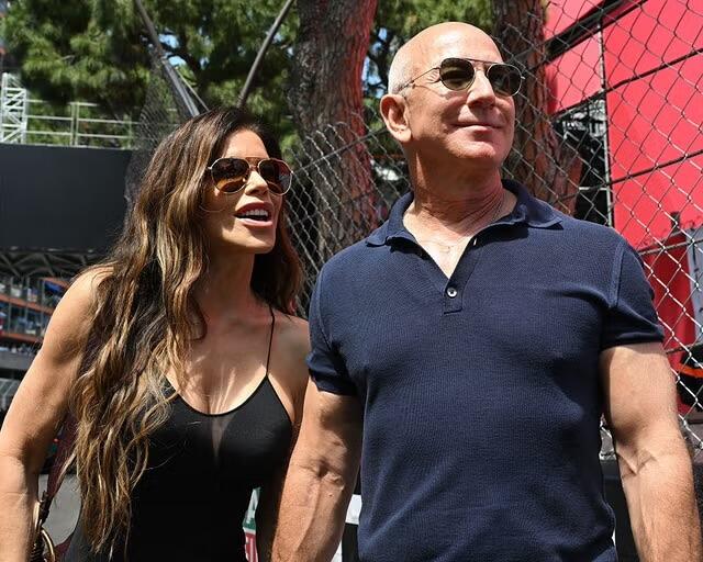 Amazon jeff bezos marries in Venice italy 2025
