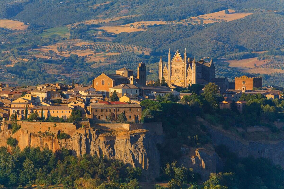 Rome to Orvieto and Assisi